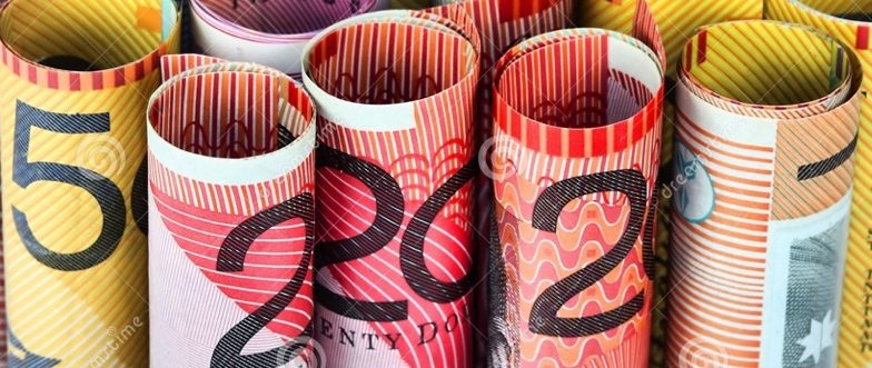 Rolls of australian 20 and 50 dollars content