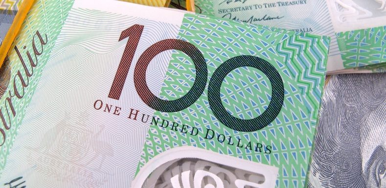 100 note close up article image content