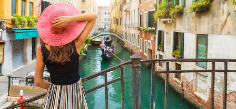 Elegantwomanvenice article image content