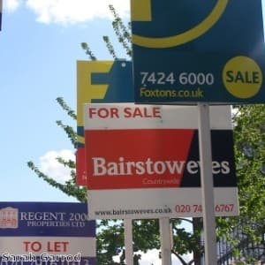 Housing figures give mixed outlook