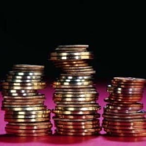 Expert warns against big bank loans