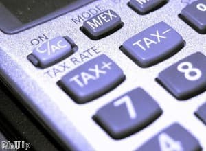 Aussies 'are struggling with tax returns'