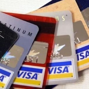 Australians are paying down credit card debt