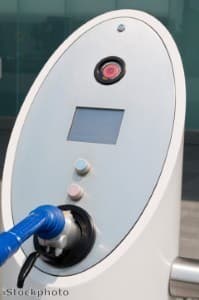 Electric car gets top safety rating