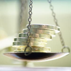Aussies 'must get smarter with money'