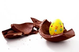 Broken easter egg representing a savings account