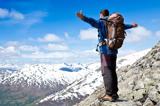 More Aussies fly solo and take holidays alone