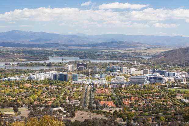 Department of Foreign Affairs and Trade bomb scare