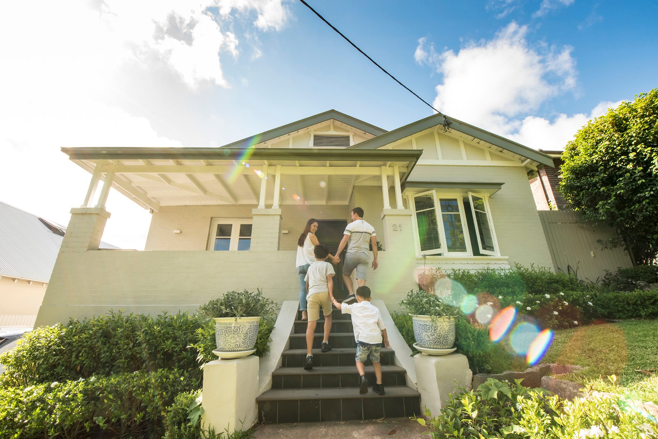 Money moves 03 oct 2025