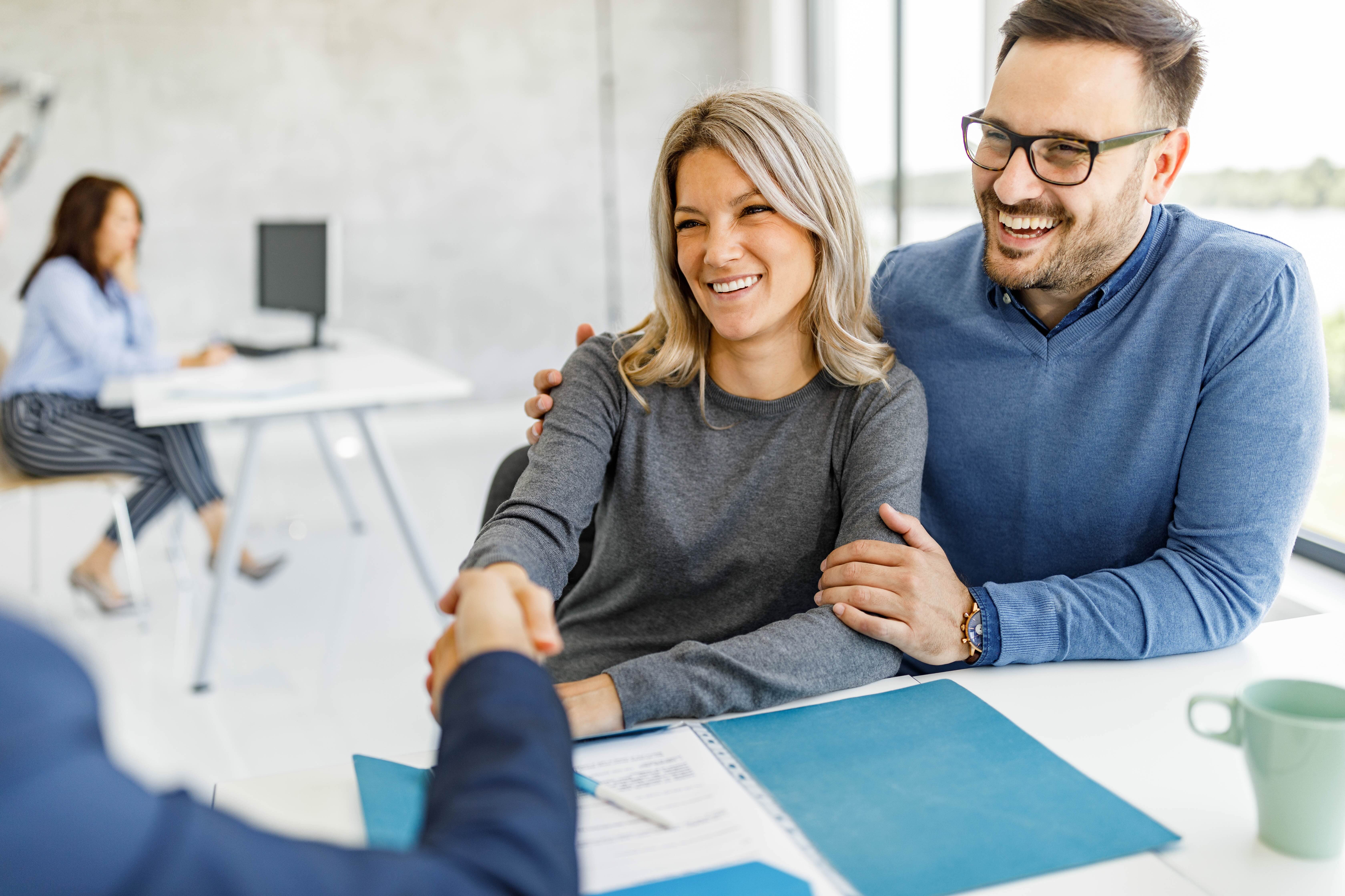 How a mortgage broker can help you refinance your home loan